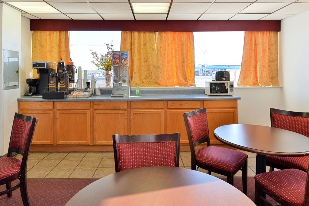 Americas Best Value Inn El Reno Restaurante foto